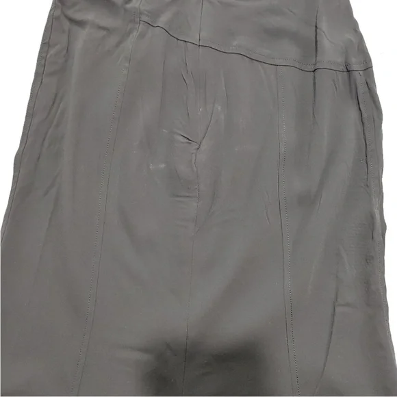 DOLCE & GABBANA KNEE LENGTH SKIRT (A422)